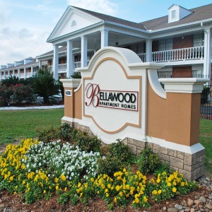 Main Bellawood Sign