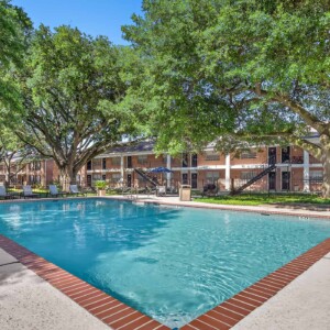 oaks shading pool